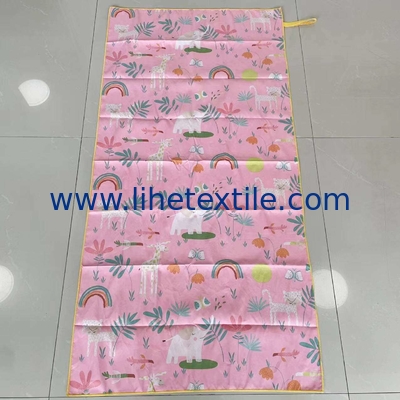 High Quality Light Weight Pink Microfiber Two Side Printed Beach Towel Quick Dry Sand Free Proof Recycled Beach Towel